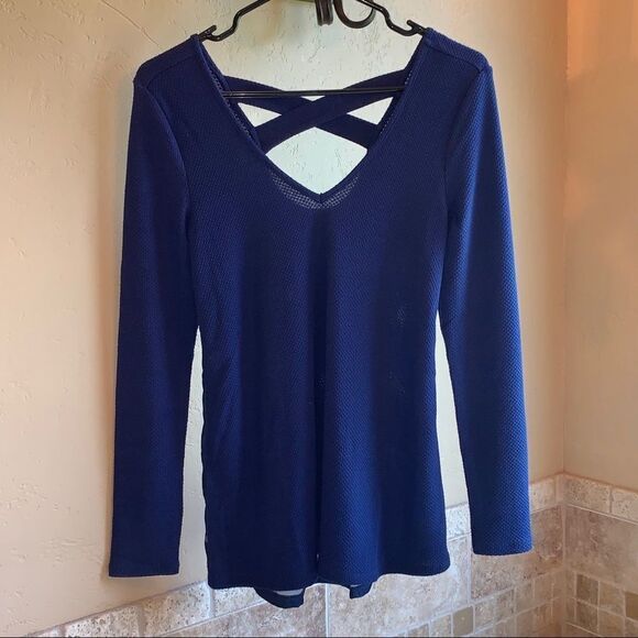 Modcloth Mixed Mastery Twofer Moth Print Top XXS - Picture 3 of 4